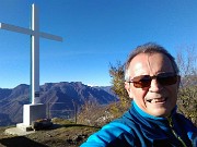 02 Alla croce del Monte Corno- Crus di Coregn (1030 m)